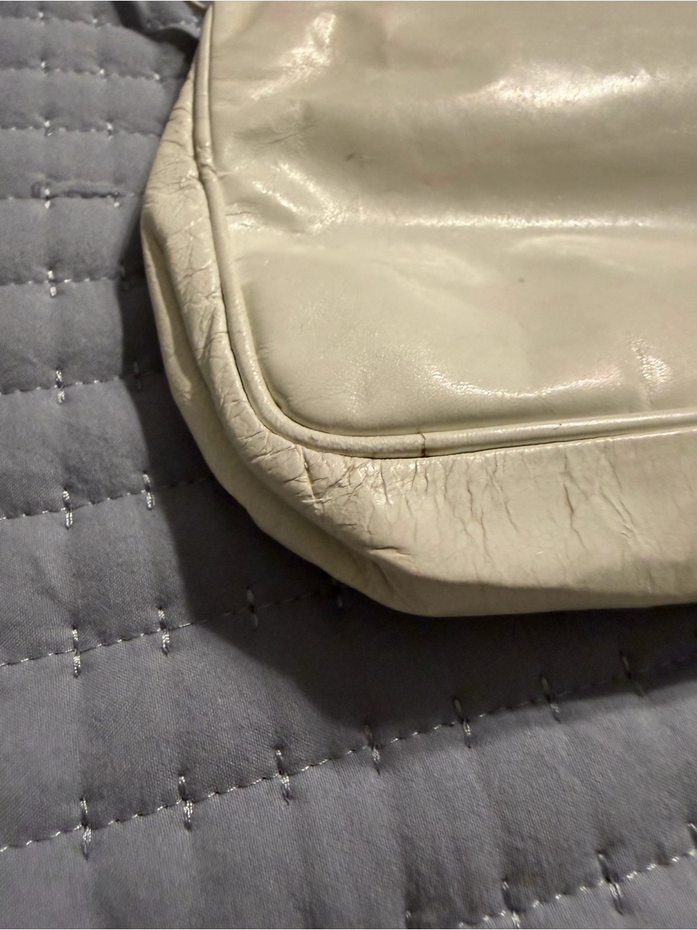 Vintage  BOTTEGA VENETA White Leather Crossbody Bag Made In Italy - Picture 6 of 9